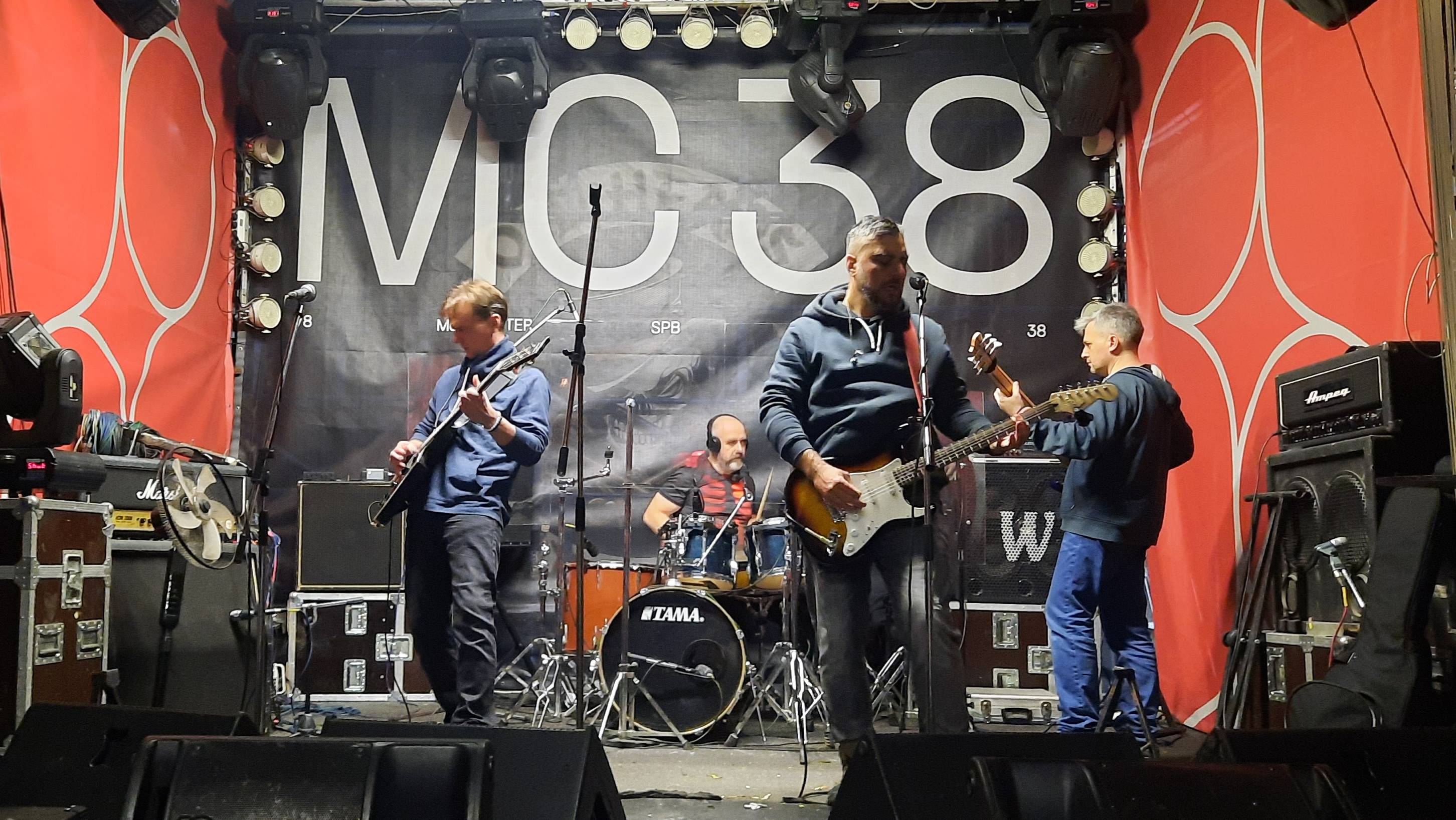 Концерт в клубе МС38