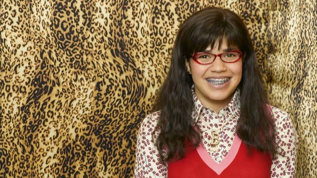 Сериал Дурнушка Бетти - все серии / Ugly Betty